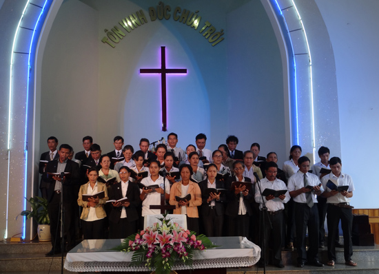 Da nang city, Quang Nam and Đăk Lăk provinces: Protestant prayer and fellowship meetings 2014 held 